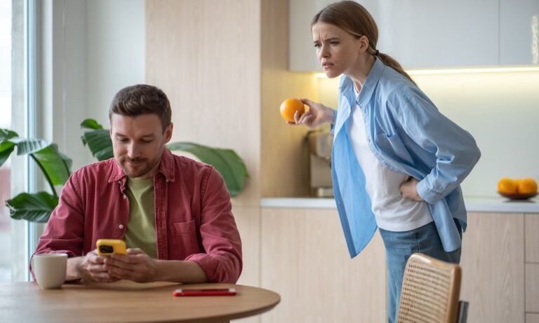 iphone-snooping-1000x600